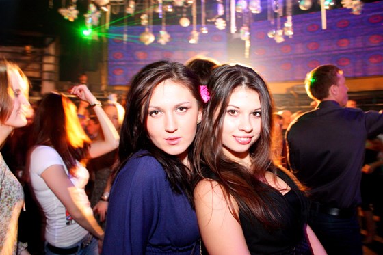 Студия: Люди